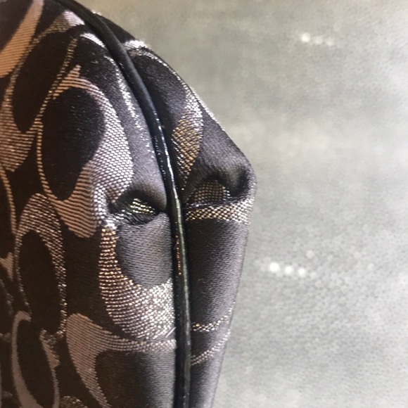 Coach Clutch - Black and Silver - Picture 3 of 9